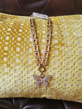 Gold Butterfly Pendant Necklace & Earrings Women's Jewelry